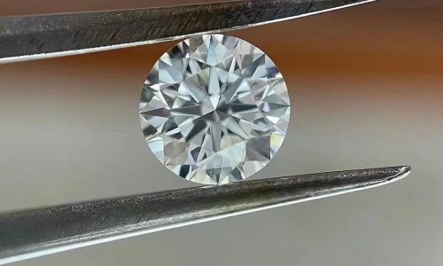 《培育鑽石的道德迷宮：一場綠色資本主義的認知戰》