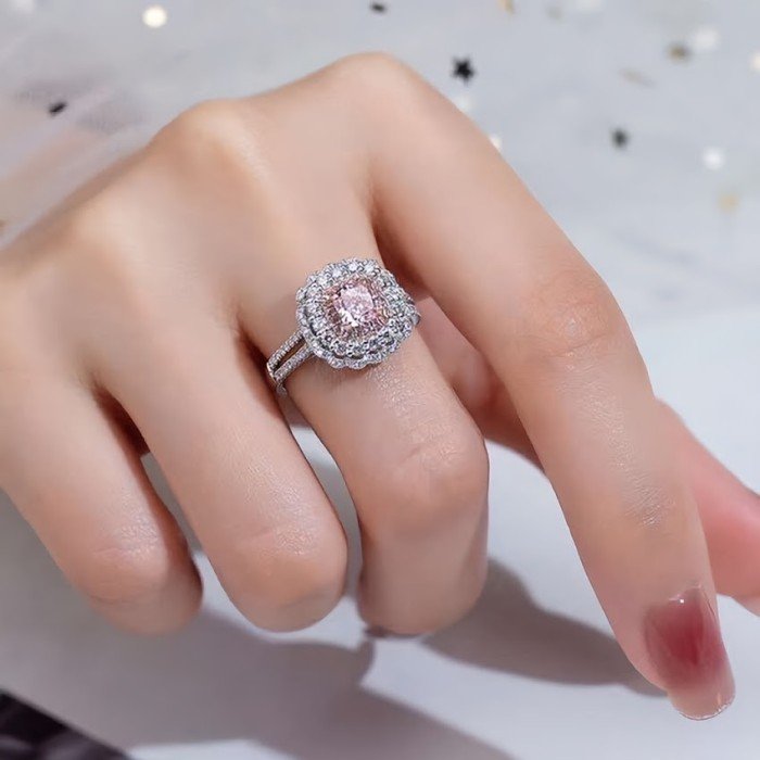  粉嫩迷人IGI1.02克拉粉鑽鑽戒-您獨特之選！