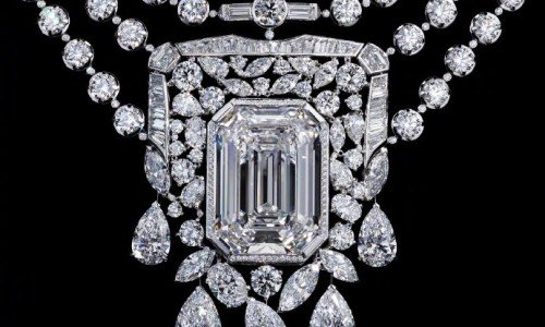 香奈兒推出N°5臻品珠寶系列