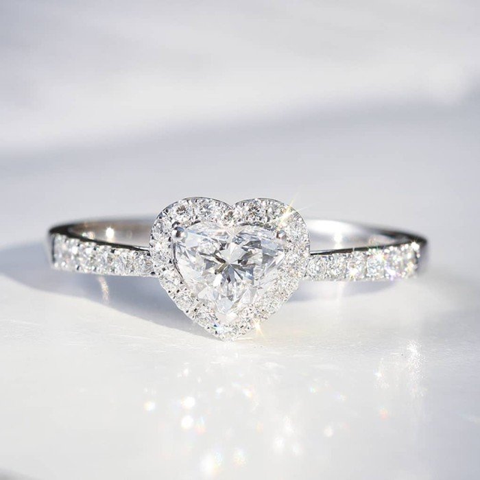 18K金1.0克拉心形鑽戒