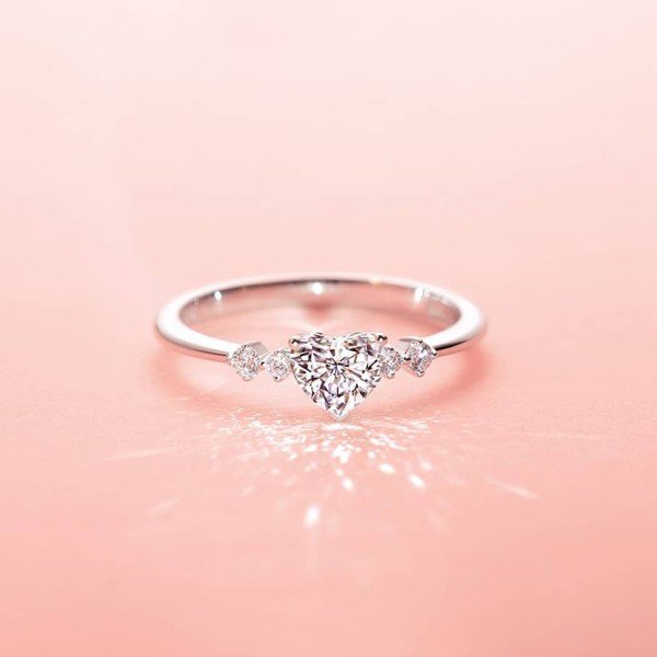 0.3克拉心型鑽戒