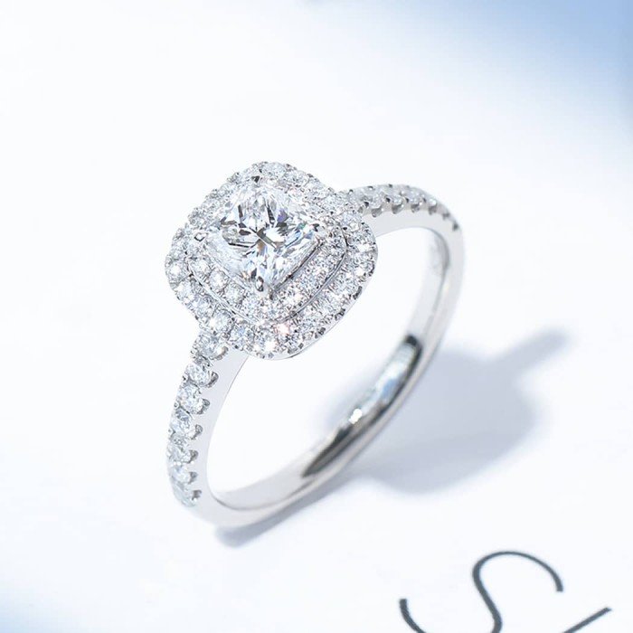 PT950∣2.0克拉培育鑽群鑲鑽戒