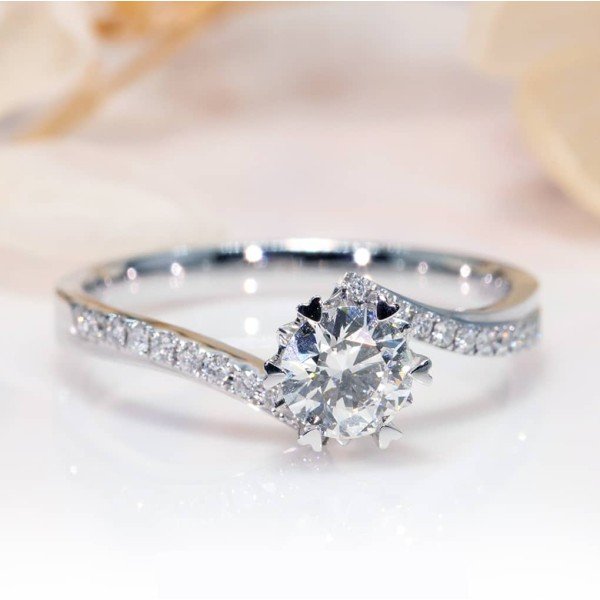 精緻雪花款0.3克拉鑽戒