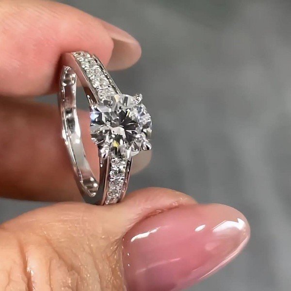 1895系列百年經典款式 - 《IGI》2.0克拉培育鑽戒