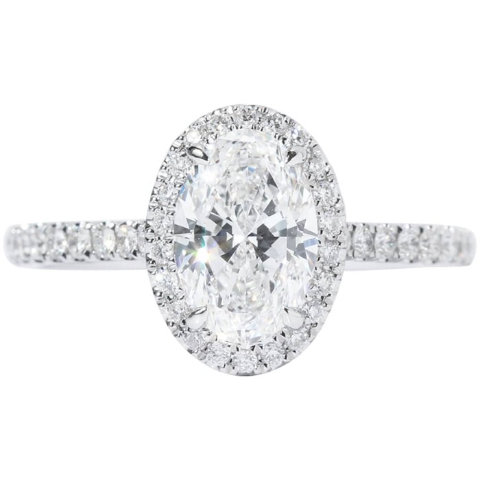 18K金1克拉橢圓形鑽戒