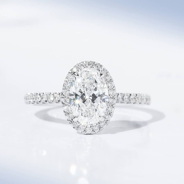 18K金1克拉橢圓形鑽戒