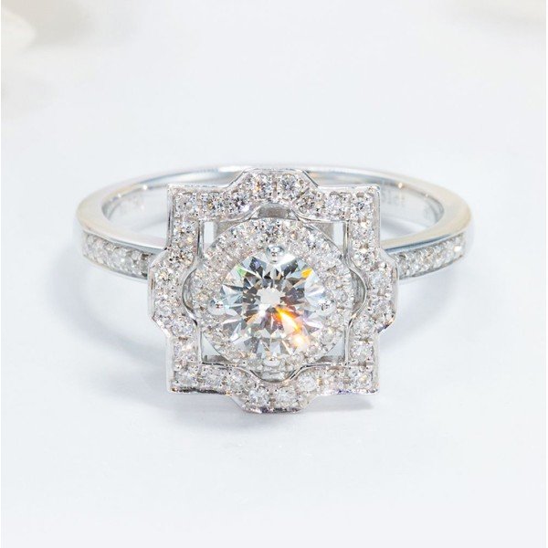 18K金天然0.50克拉鑽戒