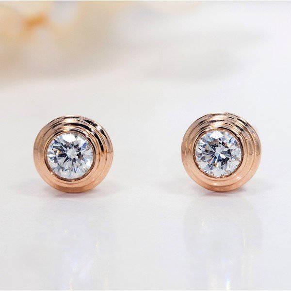 泡泡0.20克拉包鑲鑽石耳環