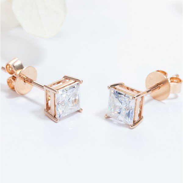 18K金1克拉公主方鑽石耳環