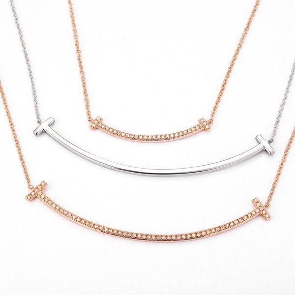 18K金天然微笑鑽石項鍊