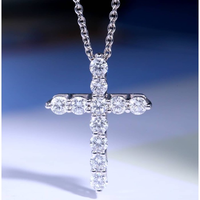 經典十字架鑽石項鍊